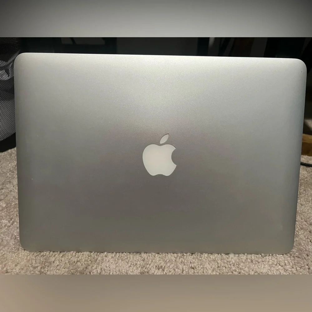 Apple MacBook Pro 13